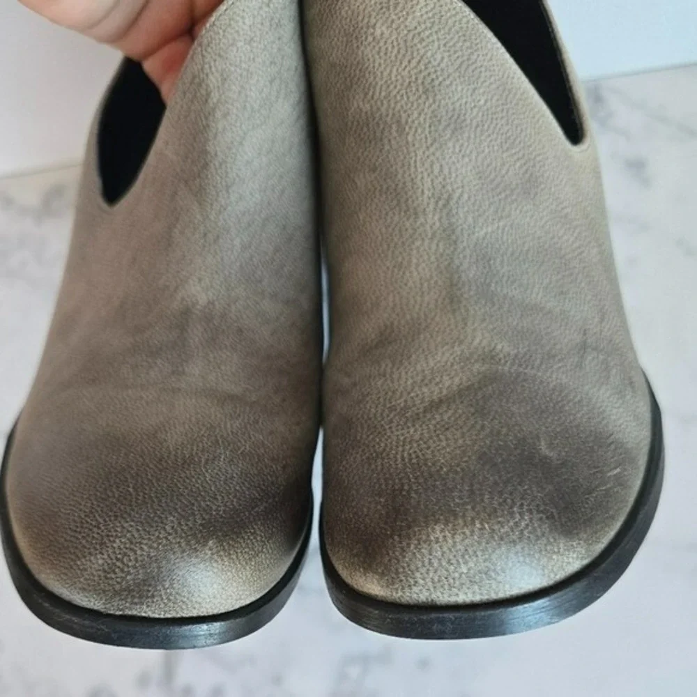 Free People NEW Terrah Gray Taupe Leather Cut-out Chunky Heel Boot Size 38 8